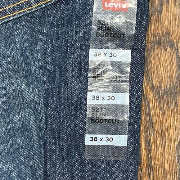 NEW With Tags Levi's 527 Slim Bootcut Jeans 38 x 30 Dark Wash with Fading - Picture 8 of 13